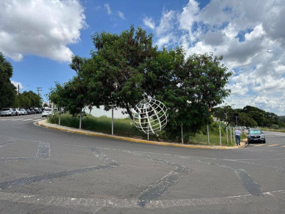 Imagem Terreno à Venda, 1.280 m² em Centro - Atibaia Imagem Terreno à Venda, 1.280 m² em Centro - Atibaia