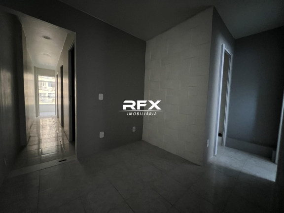 Sala Comercial à Venda, 33 m² em Centro - Niterói