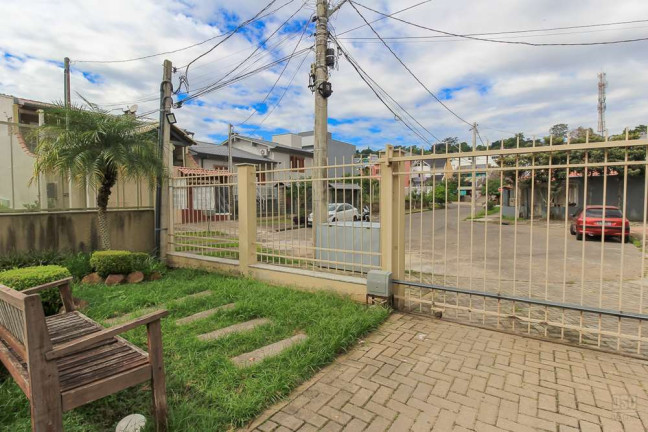 Imagem Casa com 2 Quartos à Venda,  em Vila Nova - Porto Alegre