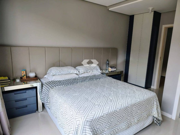 Imagem Casa com 3 Quartos à Venda, 225 m² em Cachoeira Do Bom Jesus - Florianópolis