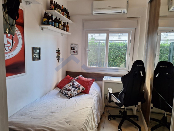 Imagem Apartamento com 3 Quartos à Venda, 100 m² em São Sebastião - Porto Alegre Imagem Apartamento com 3 Quartos à Venda, 100 m² em São Sebastião - Porto Alegre