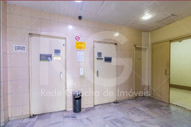 Imagem Apartamento com 1 Quarto à Venda, 32 m² em Cidade Baixa - Porto Alegre Imagem Apartamento com 1 Quarto à Venda, 32 m² em Cidade Baixa - Porto Alegre