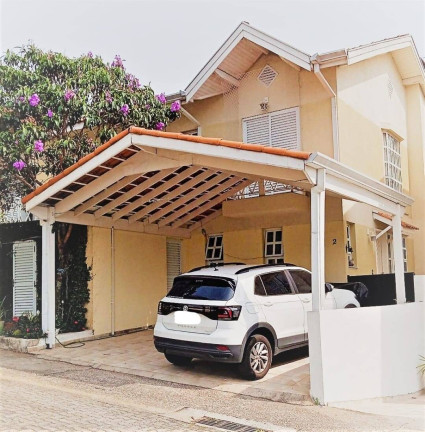 Casa com 3 Quartos à Venda, 211 m² em Chácara Pavoeiro - Cotia