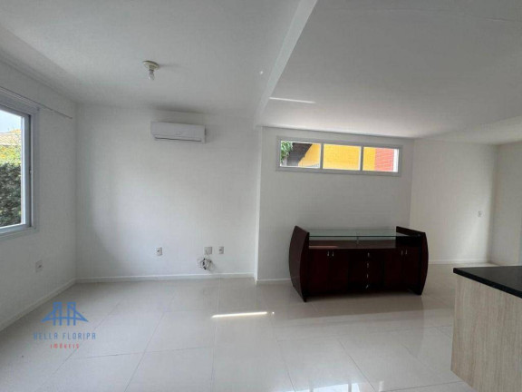 Imagem Casa com 3 Quartos para Alugar, 139 m² em Campeche - Florianópolis Imagem Casa com 3 Quartos para Alugar, 139 m² em Campeche - Florianópolis