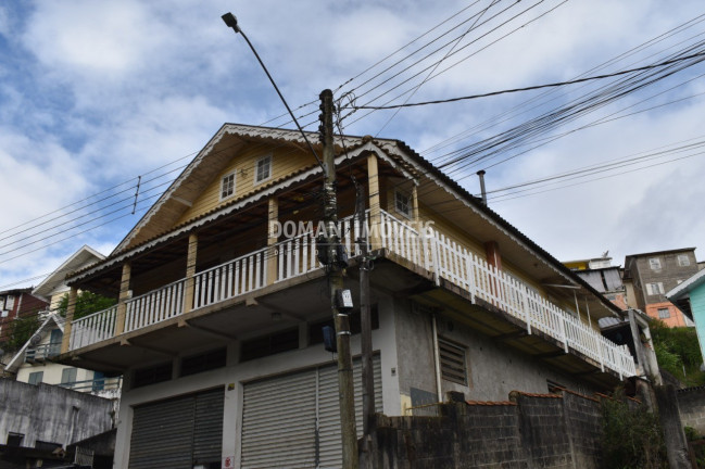 Imagem Casa com 4 Quartos à Venda, 263 m² em Região Do Toriba - Campos Do Jordão