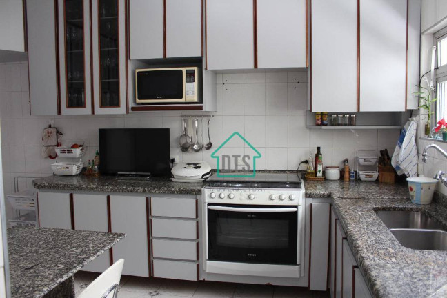 Imagem Casa com 3 Quartos à Venda, 426 m² em Vila Ré - São Paulo