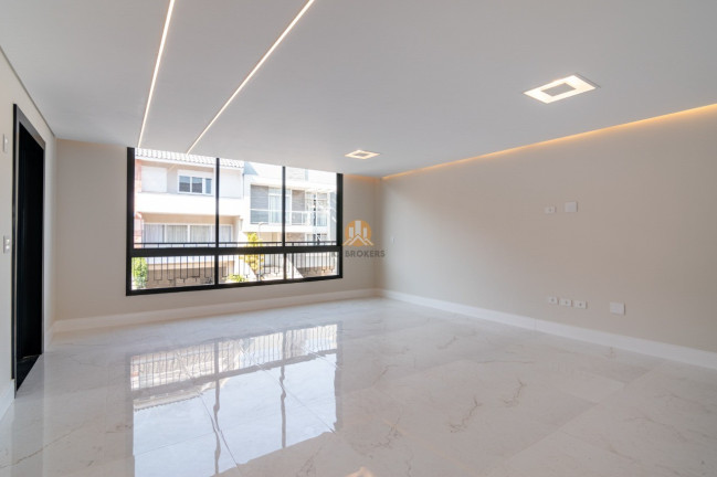 Imóvel com 3 Quartos à Venda, 327 m² em Bairro Alto - Curitiba