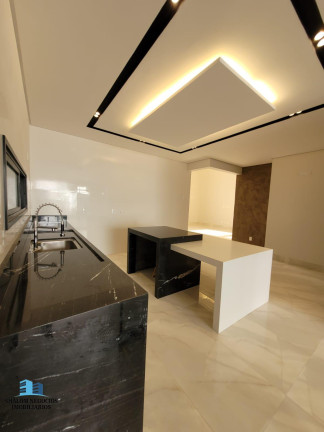 Imagem Casa com 4 Quartos à Venda, 216 m² em Moinho Dos Ventos - Goiânia Imagem Casa com 4 Quartos à Venda, 216 m² em Moinho Dos Ventos - Goiânia