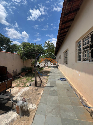 Imagem Casa com 3 Quartos à Venda, 162 m² em Jardim Serra Dourada - Mogi Guaçu Imagem Casa com 3 Quartos à Venda, 162 m² em Jardim Serra Dourada - Mogi Guaçu