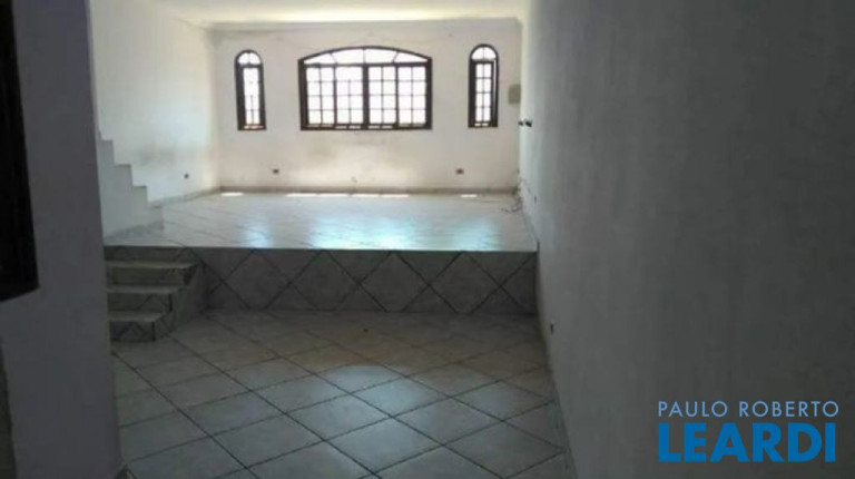 Imagem Sobrado com 3 Quartos para Alugar, 180 m² em Jardim Milena - Santo André Imagem Sobrado com 3 Quartos para Alugar, 180 m² em Jardim Milena - Santo André