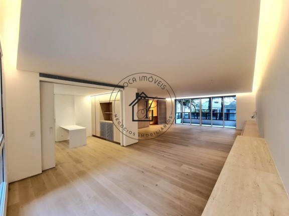 Imagem Apartamento com 3 Quartos à Venda, 211 m² em Itaim Bibi - São Paulo