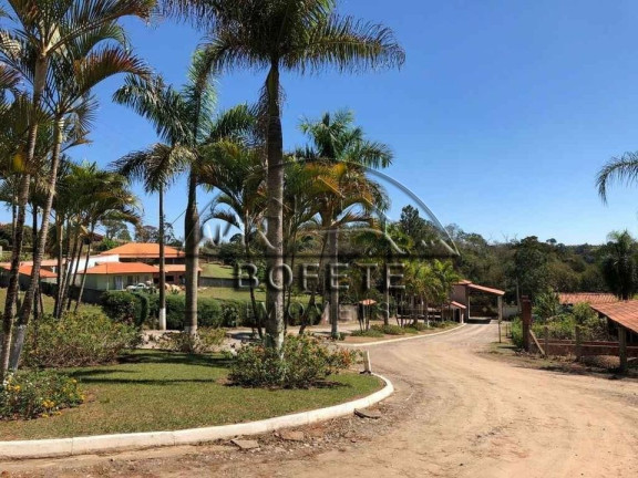 Imagem Imóvel com 3 Quartos à Venda, 1.500 m² em Portal Das Colinas - Bofete Imagem Imóvel com 3 Quartos à Venda, 1.500 m² em Portal Das Colinas - Bofete