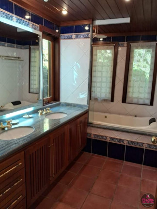 Imagem Casa com 5 Quartos à Venda, 450 m² em Enseada - Ubatuba Imagem Casa com 5 Quartos à Venda, 450 m² em Enseada - Ubatuba