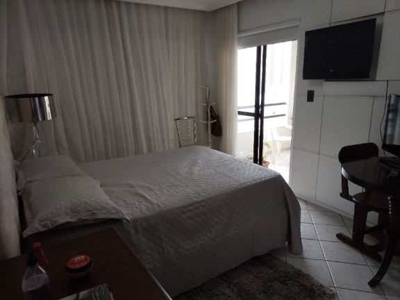 Imagem Apartamento com 3 Quartos à Venda, 170 m² em Centro - Balneário Camboriú