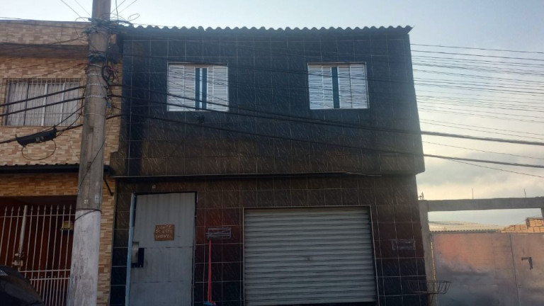 Casa com 3 Quartos à Venda, 180 m² em Jardim São Bernardino - Suzano