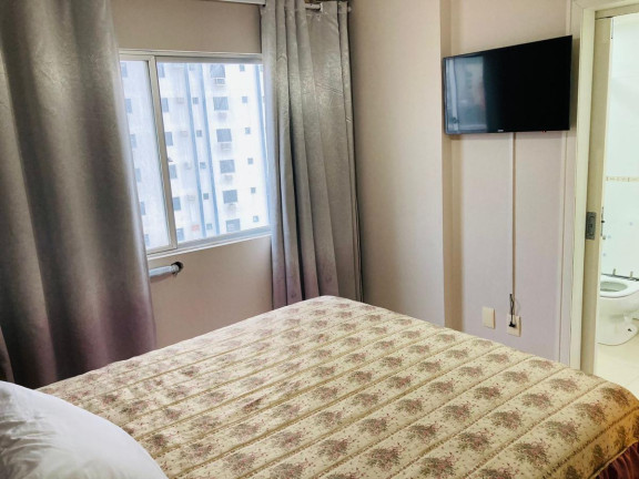 Imagem Apartamento com 4 Quartos para Alugar, em Centro - Balneário Camboriú Imagem Apartamento com 4 Quartos para Alugar, em Centro - Balneário Camboriú