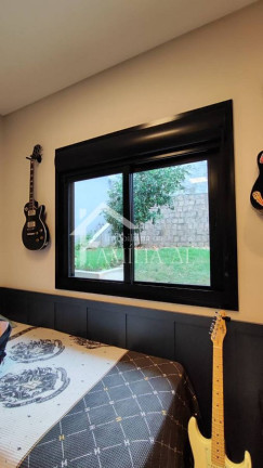 Imagem Casa com 3 Quartos à Venda, 166 m² em Iririú - Joinville