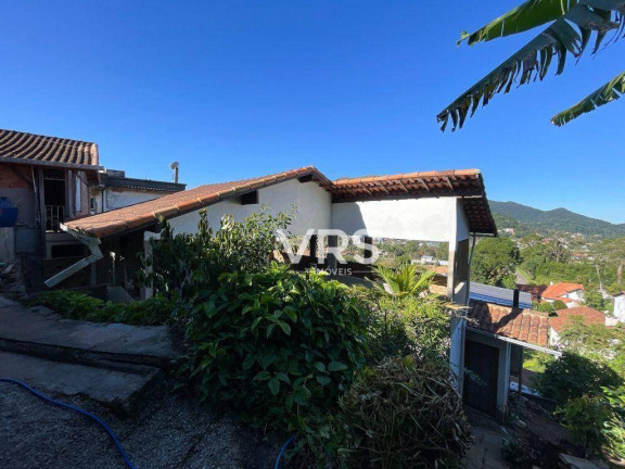 Imagem Casa com 3 Quartos à Venda, 250 m² em Granja Guarani - Teresópolis Imagem Casa com 3 Quartos à Venda, 250 m² em Granja Guarani - Teresópolis