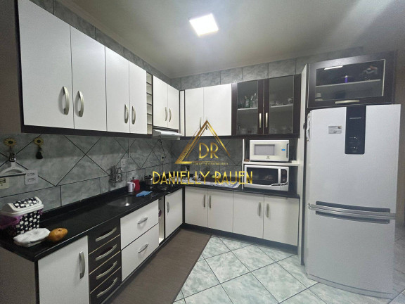 Imagem Apartamento com 8 Quartos à Venda, 348 m² em Centro - Penha Imagem Apartamento com 8 Quartos à Venda, 348 m² em Centro - Penha
