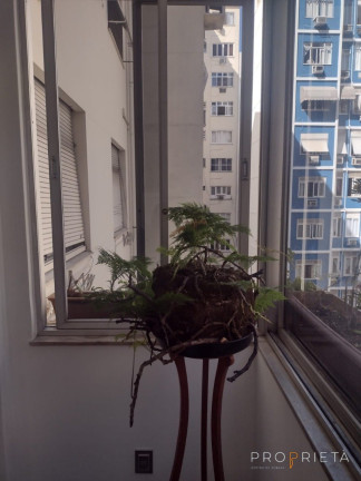 Imagem Apartamento com 3 Quartos à Venda, 105 m² em Copacabana - Rio De Janeiro