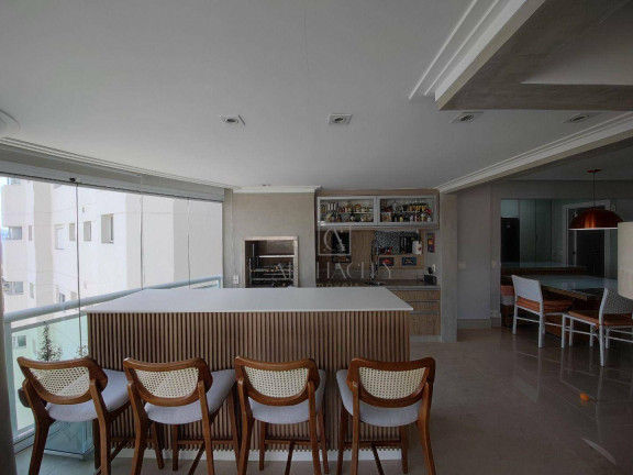Imagem Apartamento com 4 Quartos à Venda, 261 m² em Alphaville Empresarial - Barueri Imagem Apartamento com 4 Quartos à Venda, 261 m² em Alphaville Empresarial - Barueri