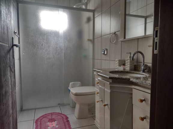 Imagem Casa com 6 Quartos à Venda, 180 m² em Penha Imagem Casa com 6 Quartos à Venda, 180 m² em Penha