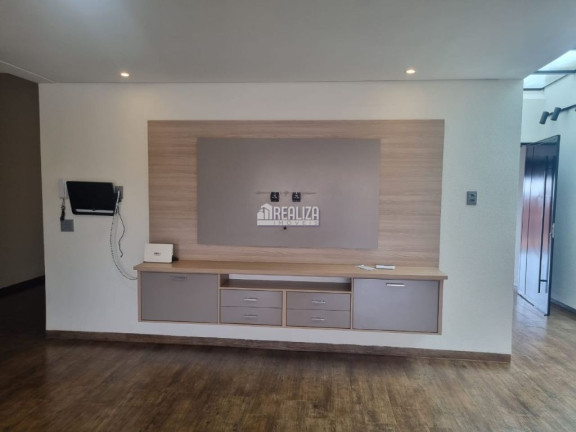 Imagem Casa com 3 Quartos à Venda, 245 m² em Recanto Dos Pinheiros - Igarapava Imagem Casa com 3 Quartos à Venda, 245 m² em Recanto Dos Pinheiros - Igarapava
