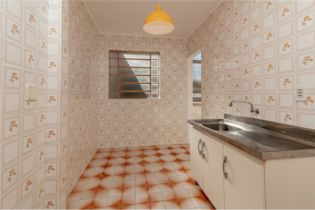 Imagem Imóvel com 1 Quarto à Venda,  em Passo Da Areia - Porto Alegre