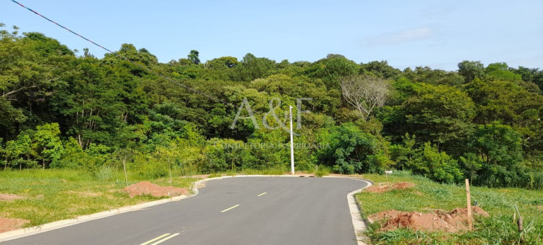 Imagem Terreno à Venda, 408 m² em Nova Gardênia - Atibaia Imagem Terreno à Venda, 408 m² em Nova Gardênia - Atibaia