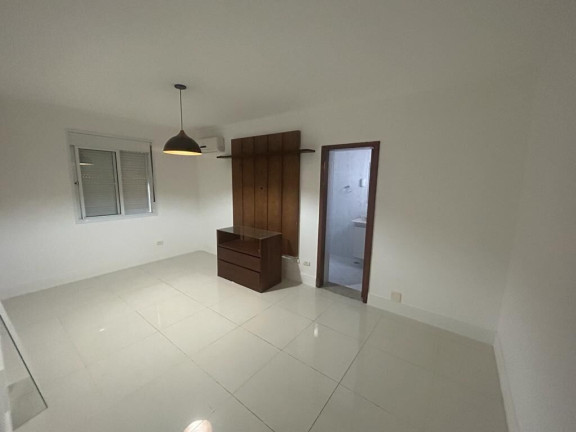Imagem Casa com 3 Quartos à Venda, 155 m² em Aparecida - Santos