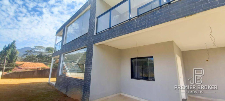 Imagem Casa com 5 Quartos à Venda, 410 m² em Golfe - Teresópolis Imagem Casa com 5 Quartos à Venda, 410 m² em Golfe - Teresópolis