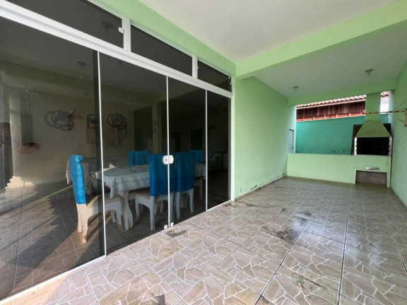 Imagem Casa com 6 Quartos à Venda, 230 m² em Salinas - Balneário Barra Do Sul Imagem Casa com 6 Quartos à Venda, 230 m² em Salinas - Balneário Barra Do Sul
