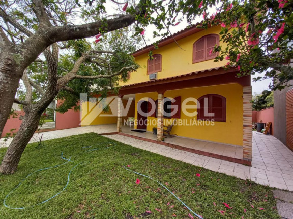 Imagem Casa com 5 Quartos à Venda, em Nova Tramandaí - Tramandai Imagem Casa com 5 Quartos à Venda, em Nova Tramandaí - Tramandai
