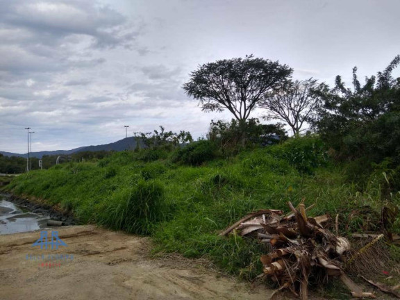 Imagem Terreno à Venda, 2.750 m² em Trindade - Florianópolis Imagem Terreno à Venda, 2.750 m² em Trindade - Florianópolis