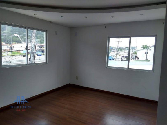 Imagem Casa com 3 Quartos à Venda, 720 m² em Ingleses Do Rio Vermelho - Florianópolis Imagem Casa com 3 Quartos à Venda, 720 m² em Ingleses Do Rio Vermelho - Florianópolis