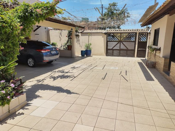 Imagem Sobrado com 4 Quartos à Venda, 310 m² em Ocian - Praia Grande
