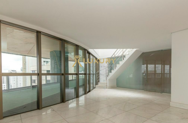 Imagem Imóvel com 4 Quartos à Venda, 505 m² em Belvedere - Belo Horizonte Imagem Imóvel com 4 Quartos à Venda, 505 m² em Belvedere - Belo Horizonte