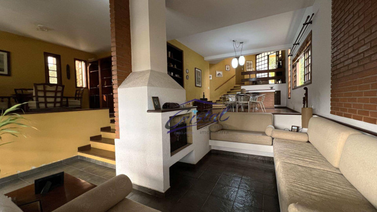 Imagem Casa com 3 Quartos à Venda, 324 m² em Granja Viana - Cotia Imagem Casa com 3 Quartos à Venda, 324 m² em Granja Viana - Cotia