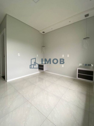 Imagem Casa com 2 Quartos à Venda, 77 m² em Nova Esperança - Guaramirim Imagem Casa com 2 Quartos à Venda, 77 m² em Nova Esperança - Guaramirim