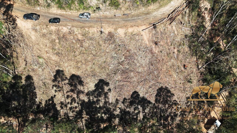 Imagem Terreno à Venda, 1.559 m² em Jardim Imperial - Campos Do Jordão Imagem Terreno à Venda, 1.559 m² em Jardim Imperial - Campos Do Jordão