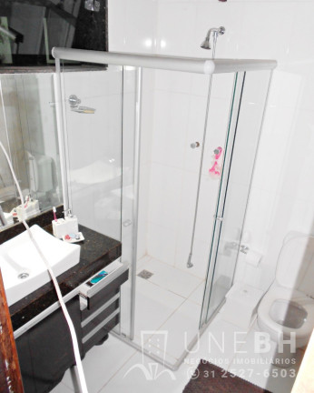 Imagem Casa com 4 Quartos à Venda, 189 m² em Heliópolis - Belo Horizonte Imagem Casa com 4 Quartos à Venda, 189 m² em Heliópolis - Belo Horizonte