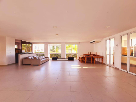 Imagem Casa com 4 Quartos à Venda, 180 m² em Tamboré - Santana De Parnaíba Imagem Casa com 4 Quartos à Venda, 180 m² em Tamboré - Santana De Parnaíba