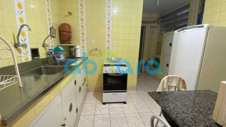 Imagem Apartamento com 2 Quartos à Venda, 65 m² em Copacabana - Rio De Janeiro Imagem Apartamento com 2 Quartos à Venda, 65 m² em Copacabana - Rio De Janeiro