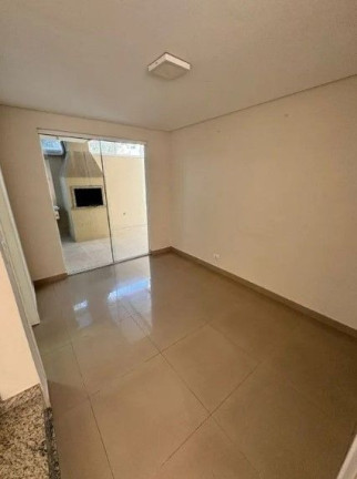 Imagem Casa com 3 Quartos à Venda, 123 m² em Boqueirão - Curitiba Imagem Casa com 3 Quartos à Venda, 123 m² em Boqueirão - Curitiba