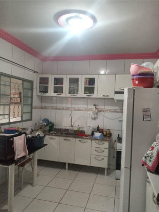 Imagem Casa com 3 Quartos à Venda, 300 m² em Residencial Veneza - Anápolis Imagem Casa com 3 Quartos à Venda, 300 m² em Residencial Veneza - Anápolis
