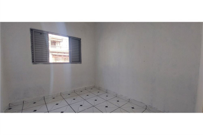 Imagem Casa com 2 Quartos à Venda, em Vila Carmosina - São Paulo Imagem Casa com 2 Quartos à Venda, em Vila Carmosina - São Paulo