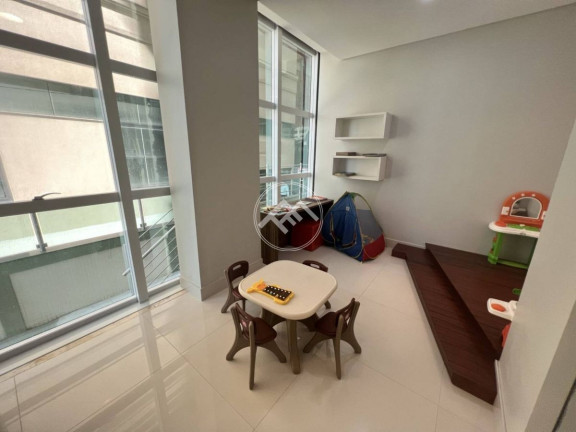 Imagem Apartamento com 4 Quartos à Venda, 240 m² em Meia Praia - Itapema Imagem Apartamento com 4 Quartos à Venda, 240 m² em Meia Praia - Itapema