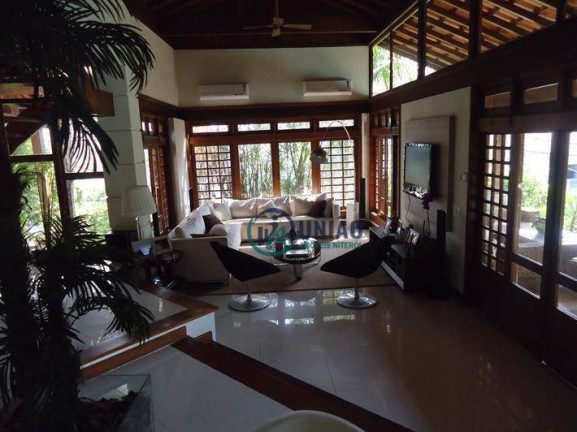 Imagem Casa com 5 Quartos à Venda, 500 m² em Camboinhas - Niterói