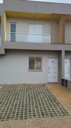 Sobrado com 2 Quartos à Venda, 67 m² em Jardim Modelo - Suzano