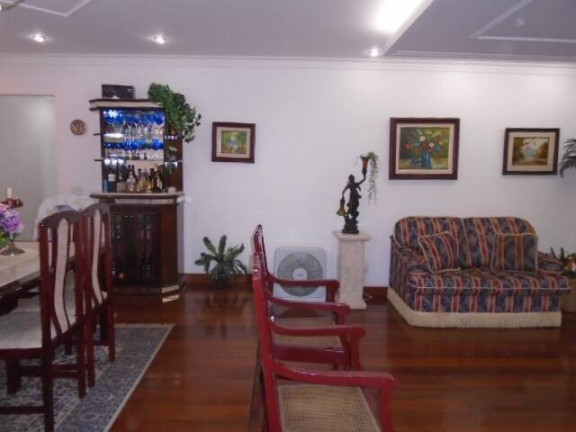 Imagem Apartamento com 4 Quartos à Venda, 210 m² em Grajaú - Rio De Janeiro